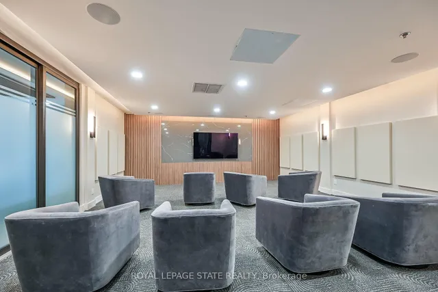 Additional image 23 of 22 Southport St Unit 224