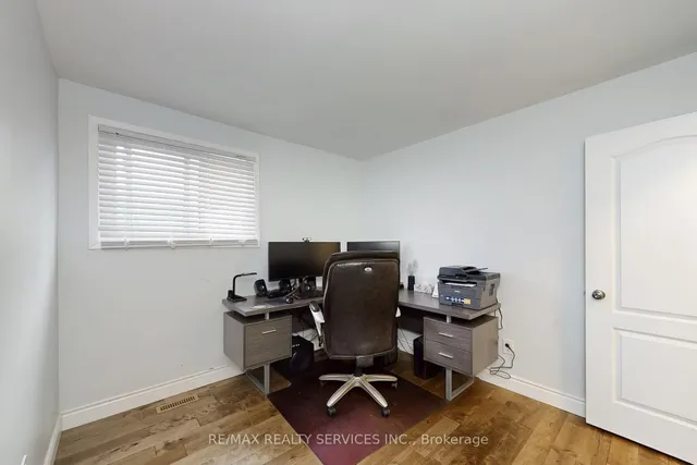 Additional image 23 of 10 Minton Pl