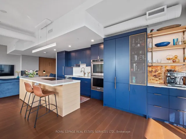 Additional image 17 of 21 Lawren Harris Sq Unit 904