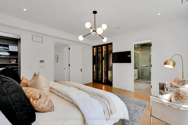 Additional image 24 of 52 Elmsthorpe Ave