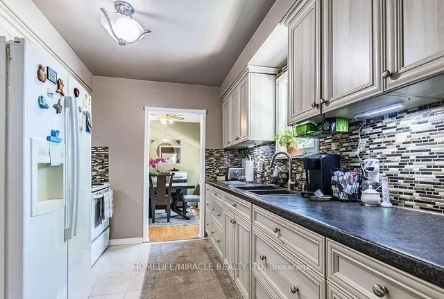 Additional image 12 of 9 Crestview Ave