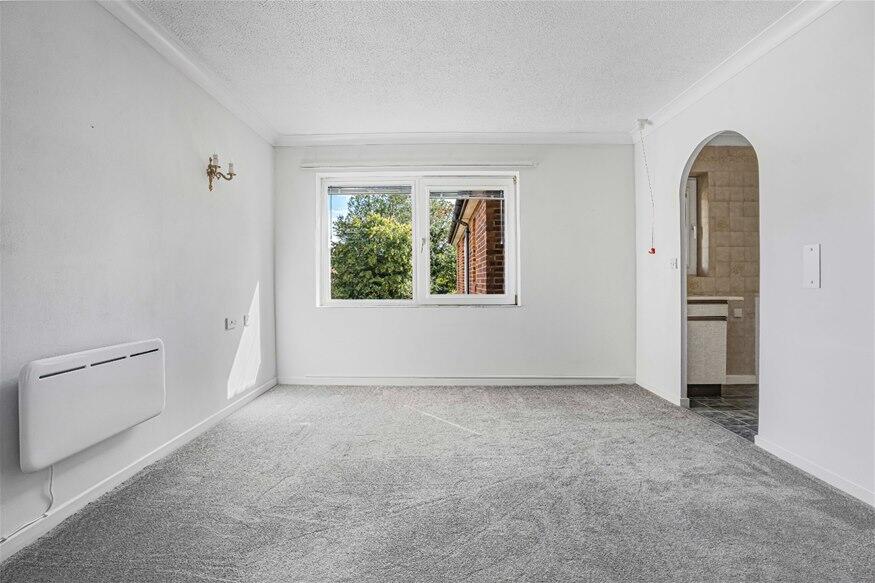 Additional image 2 of Roundwood Lane, Harpenden, AL5