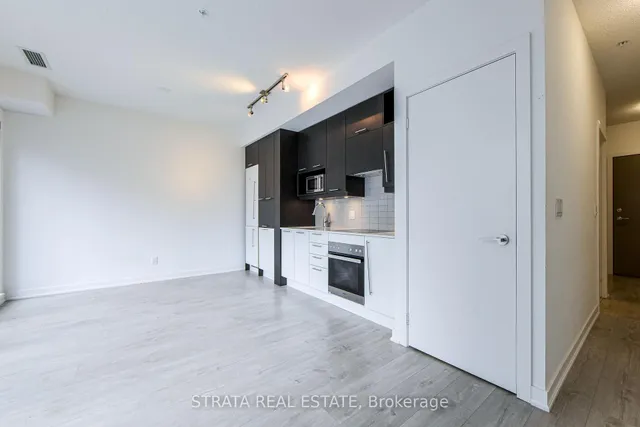 Additional image 8 of 199 Richmond St Unit 815