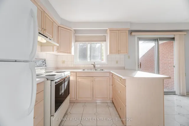 Additional image 15 of 1048 Melton Dr