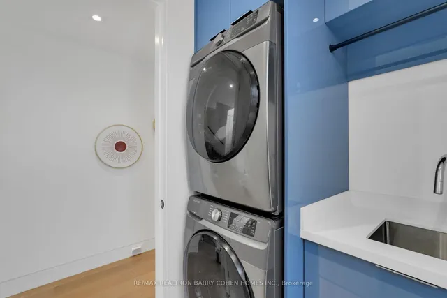 Additional image 38 of 52 Elmsthorpe Ave