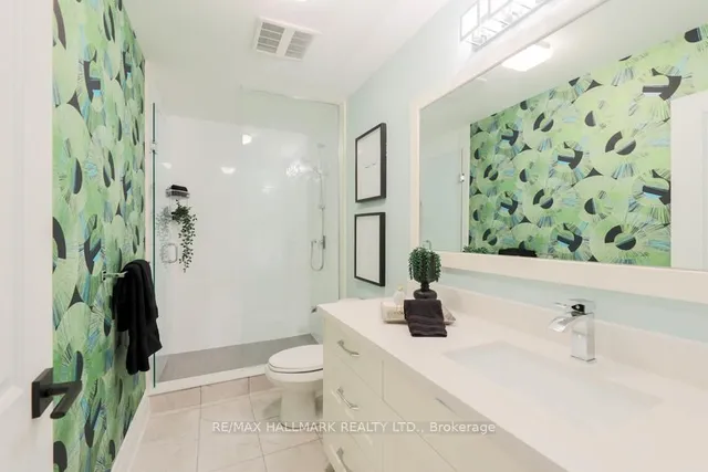 Additional image 35 of 44 Scarboro Cres