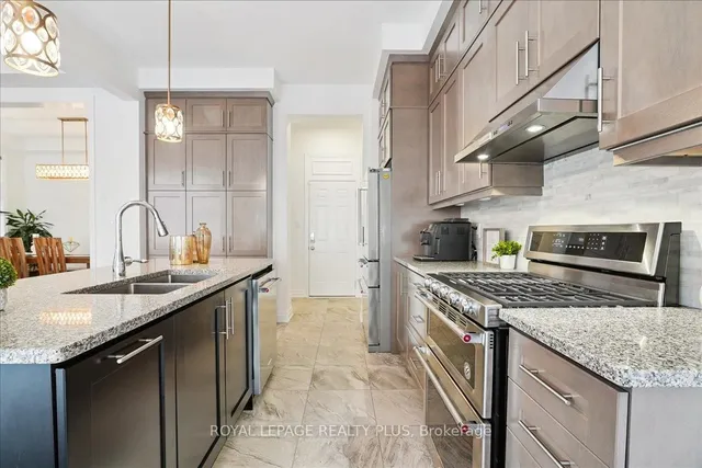 Additional image 19 of 1416 Lakeport Cres