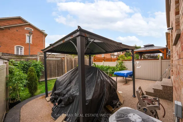 Additional image 40 of 10 Leila Jackson Terr