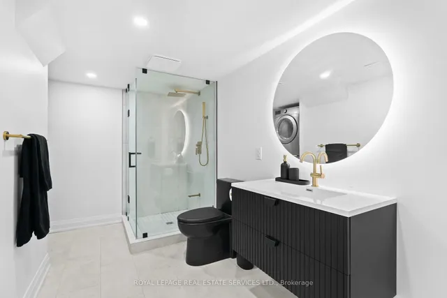 Additional image 42 of 1504 Kenilworth Cres