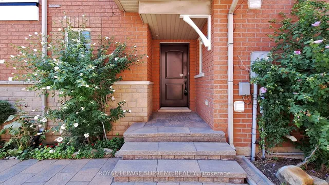 Additional image 38 of 32 Flatfield Terr