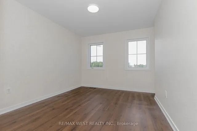 Additional image 20 of 74 Pagebrook Cres