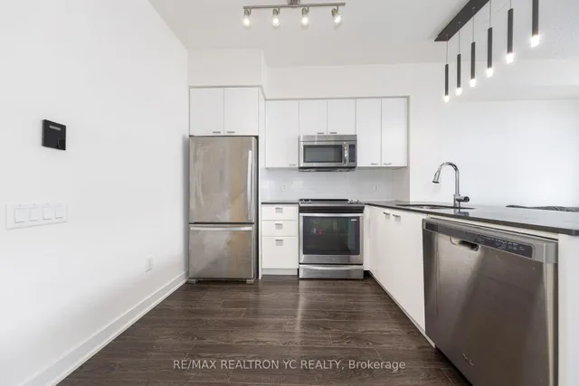 Additional image 24 of 30 Roehampton Ave Unit 2509