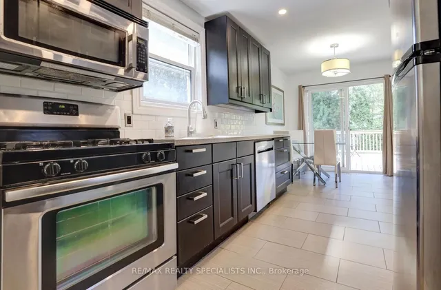 Additional image 9 of 2363 Parkway Dr