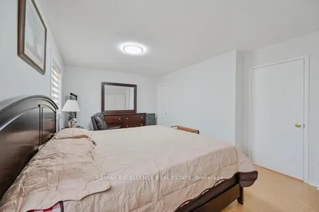 Additional image 22 of 80 Wickstead Crt