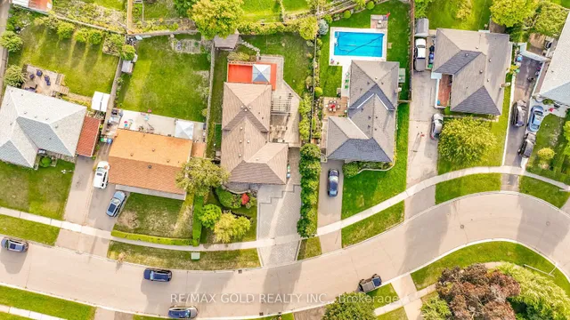 Additional image 45 of 39 Ascot Ave