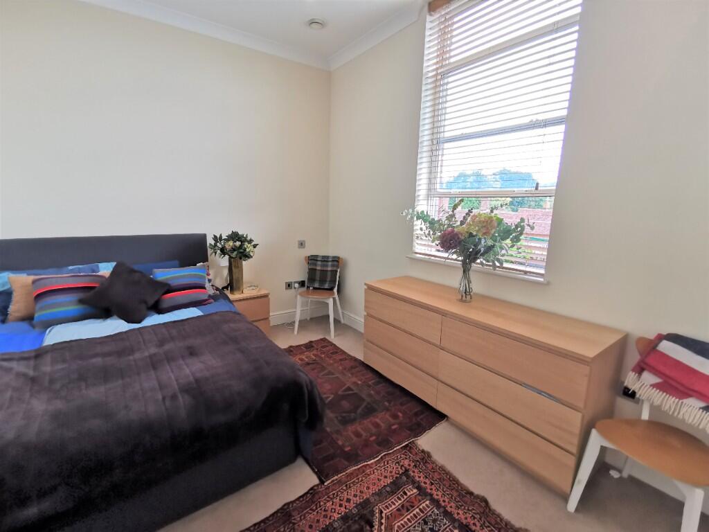 Additional image 9 of St. Peters Street, St. Albans, Hertfordshire, AL1