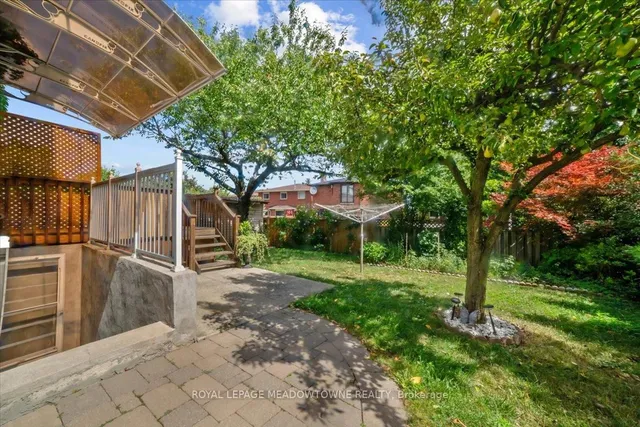 Additional image 41 of 836 Greycedar Cres