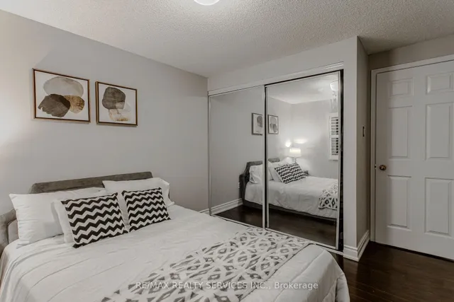 Additional image 32 of 32 Heddon Crt