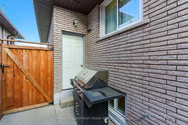 Additional image 36 of 226 Carson Dr