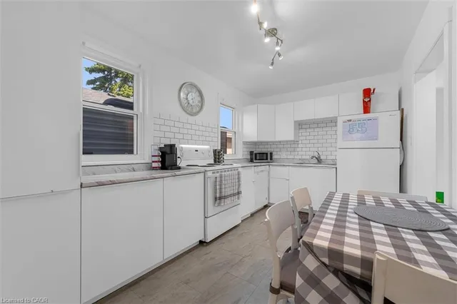 Additional image 10 of 287 East 33rd St