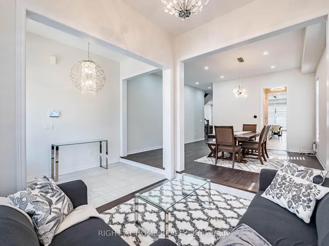 Additional image 7 of 16 Charing Cross Gate