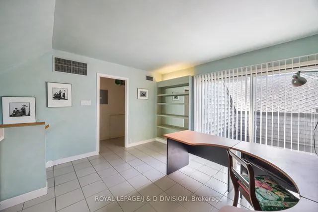 Additional image 40 of 4 Highbourne Rd