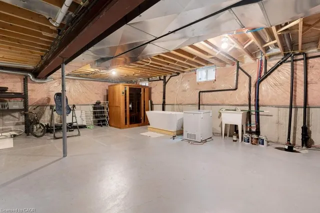 Additional image 38 of 47 Premier Rd