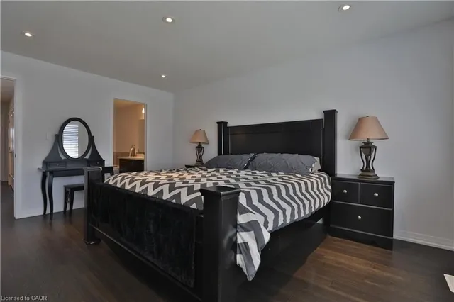 Additional image 23 of 94 Soho St