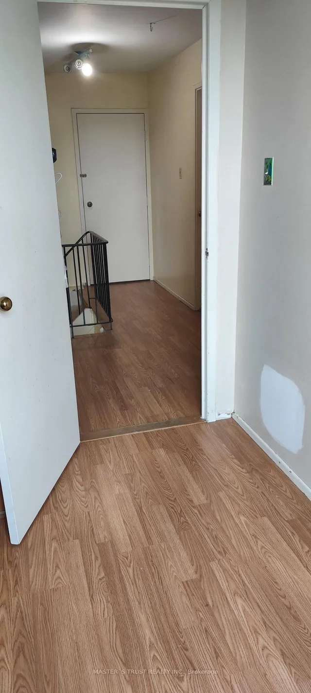 Additional image 29 of 165 Cherokee Blvd Unit 209