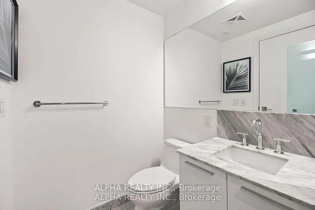 Additional image 7 of 50 Charles St E St Unit 4307