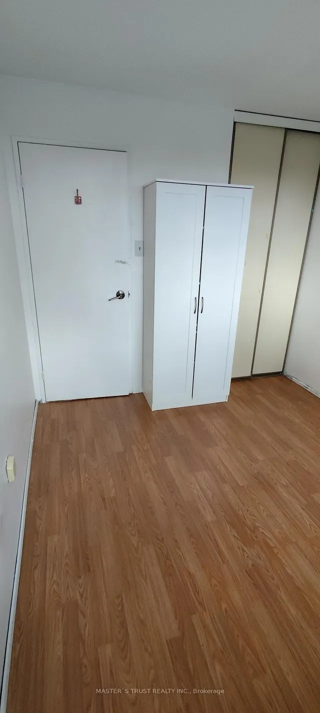 Additional image 17 of 165 Cherokee Blvd Unit 209