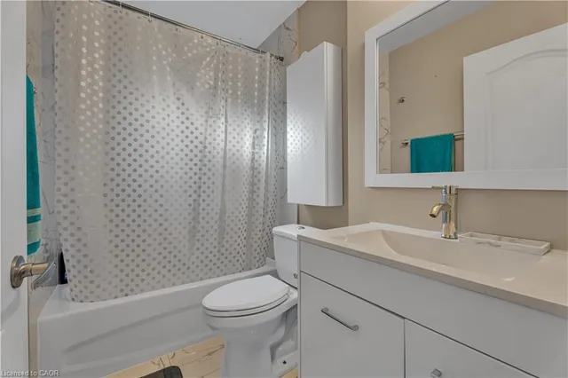 Additional image 32 of 318 East 43rd St