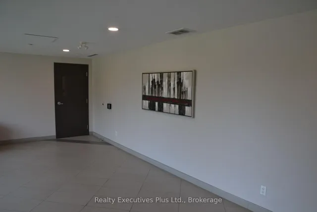 Additional image 27 of 1284 Guelph Line Unit 201