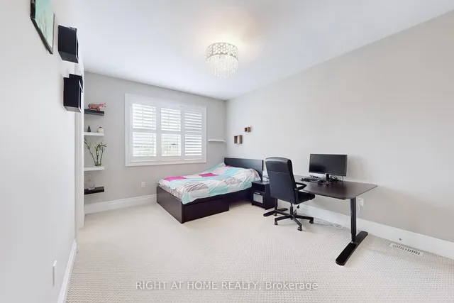 Additional image 39 of 421 Ginger Gate