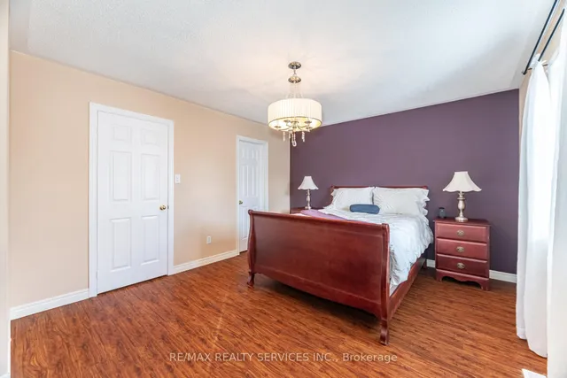 Additional image 16 of 123 Farthingale Cres
