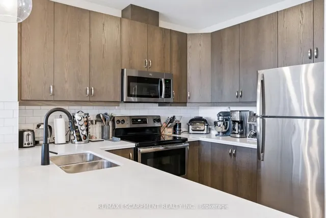 Additional image 8 of 118 King St Unit 523