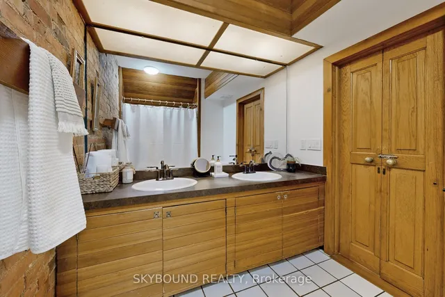 Additional image 15 of 50 Dearbourne Ave