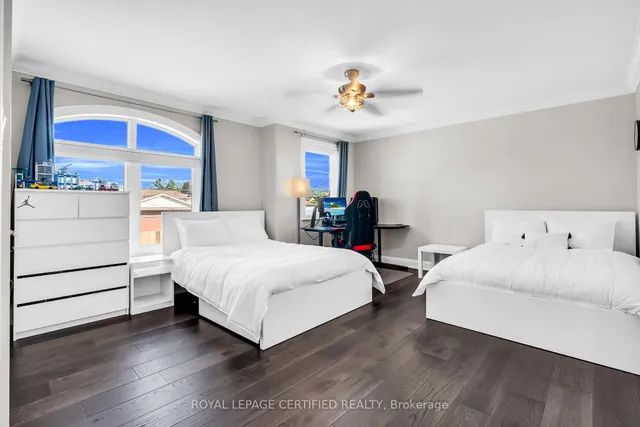 Additional image 33 of 25 Chester Rd