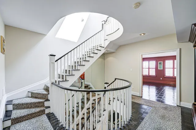 Additional image 12 of 529 Davenport Rd