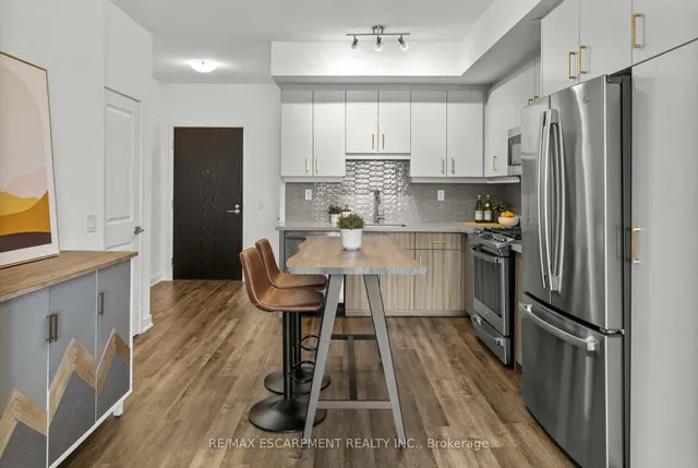 Additional image 19 of 2007 James St Unit 1604