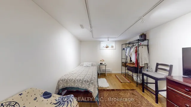 Additional image 26 of 17 Calvin Ave