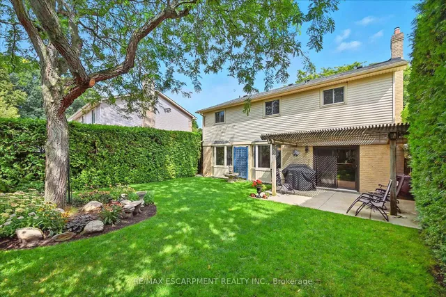 Additional image 38 of 10 Yorkview Pl