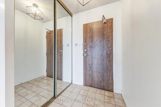 Additional image 7 of 330 Alton Towers Circ Unit 1801