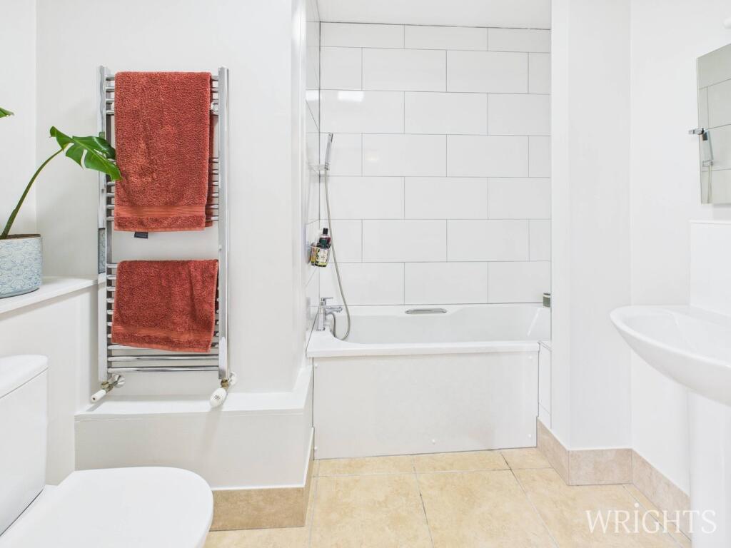 Additional image 13 of Digswell Rise, Welwyn Garden City, AL8
