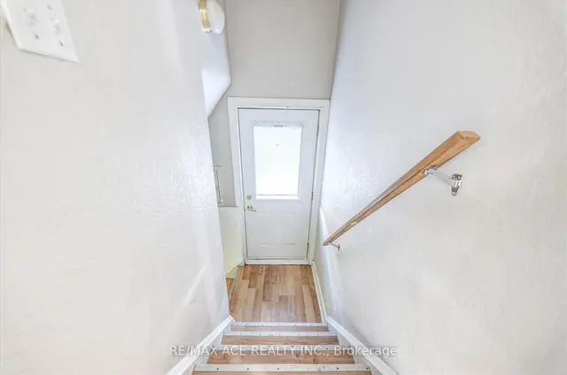 Additional image 31 of 63 Lynvalley Cres