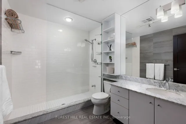 Additional image 19 of 300 Bloor St Unit 2701