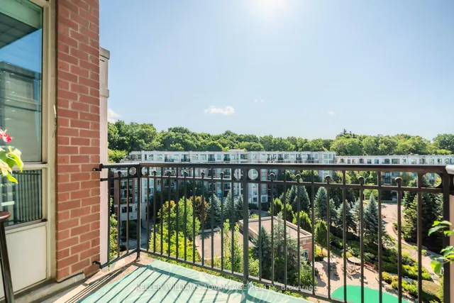 Additional image 27 of 28 William Carson Cres Unit PH22