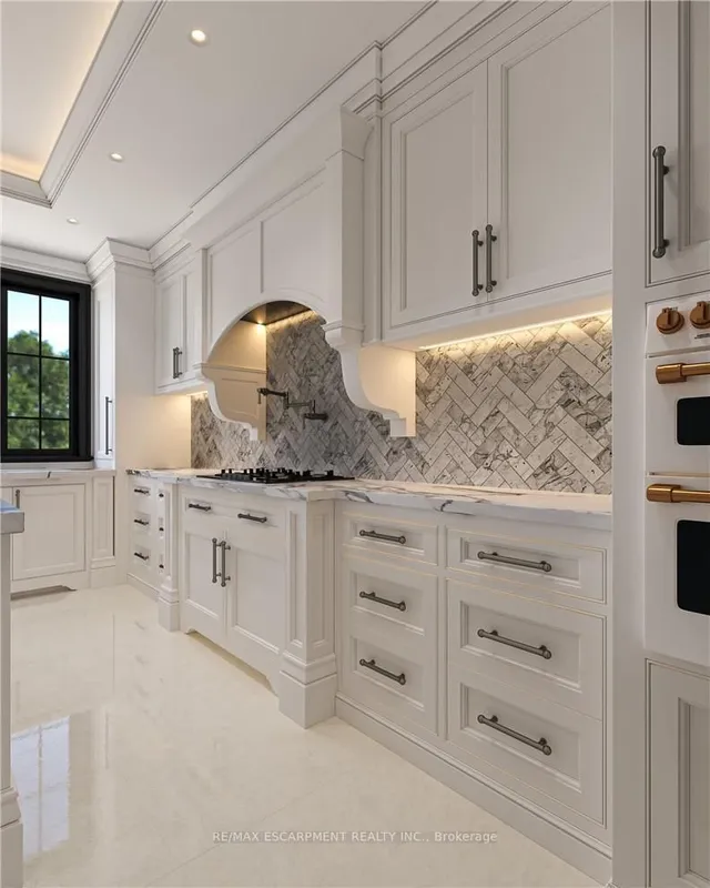 Additional image 12 of 49 Roselawn Ave