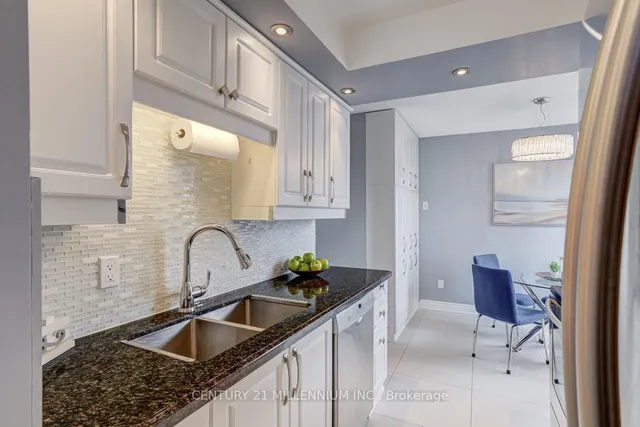 Additional image 16 of 5 Lisa St Unit 604