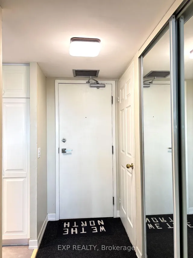 Additional image 16 of 725 King St Unit 705